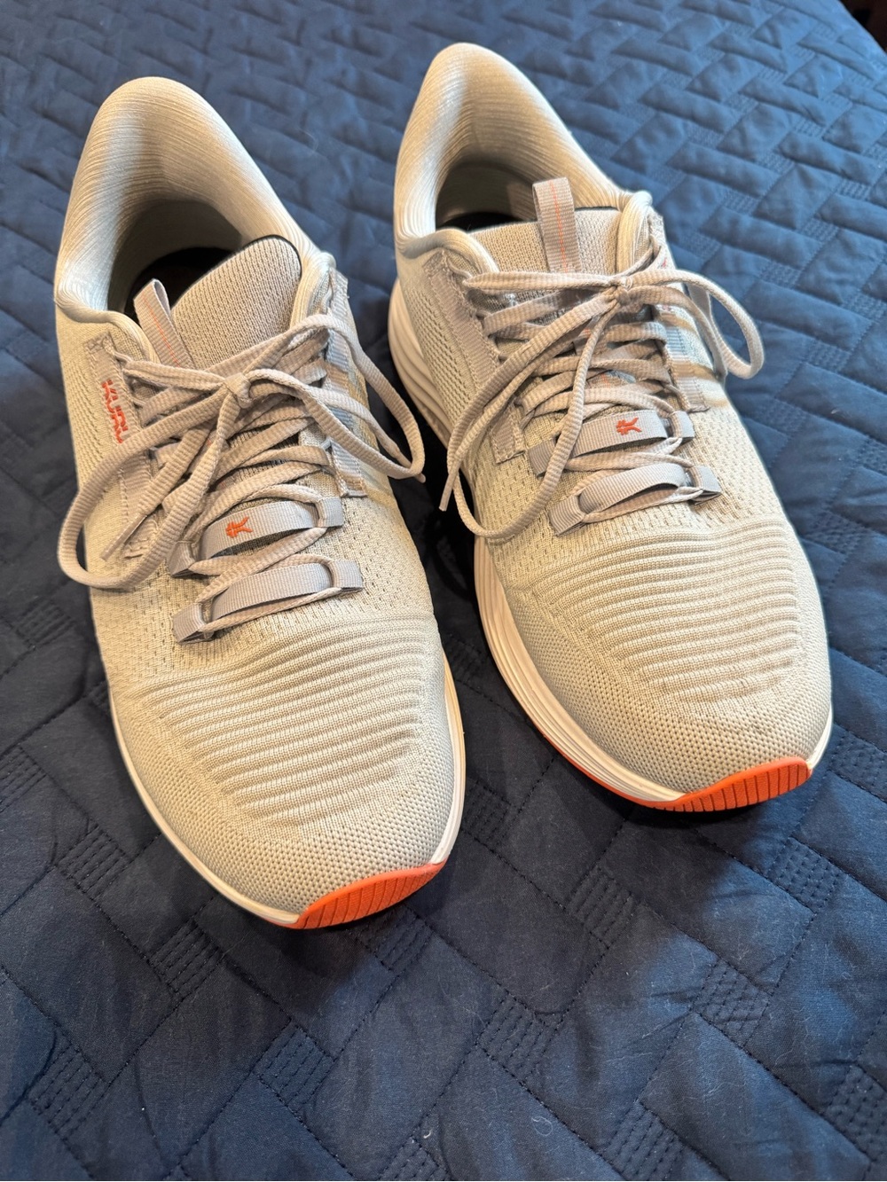 Men's Kuru ATOM 2 Running Sneakers - Light Gray with Orange Accent size 12